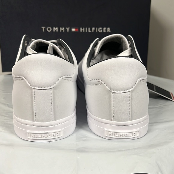 NIB - Tommy Hilfiger Flag Leather Sneaker, White - Multiple Sizes - Picture 9 of 16